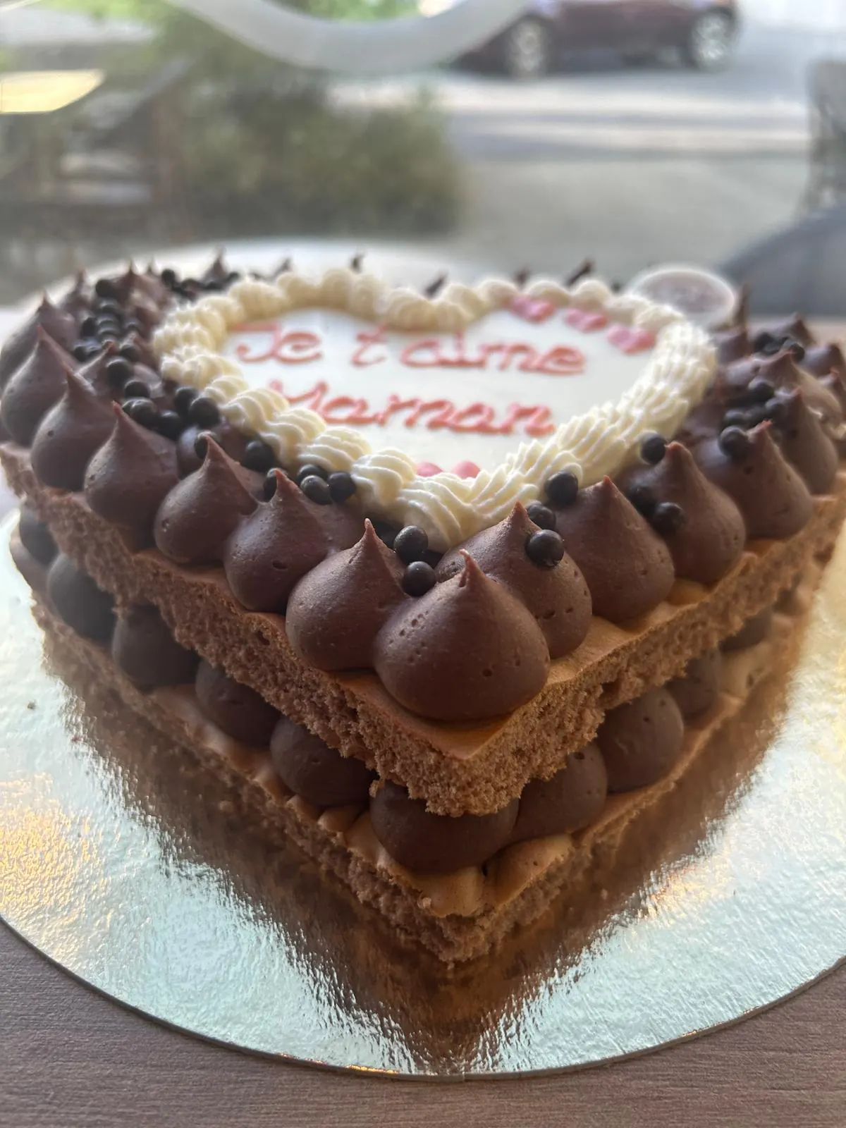 Himbeer-Herz in Pastellrosa, Erdbeeren und Heidelbeeren
