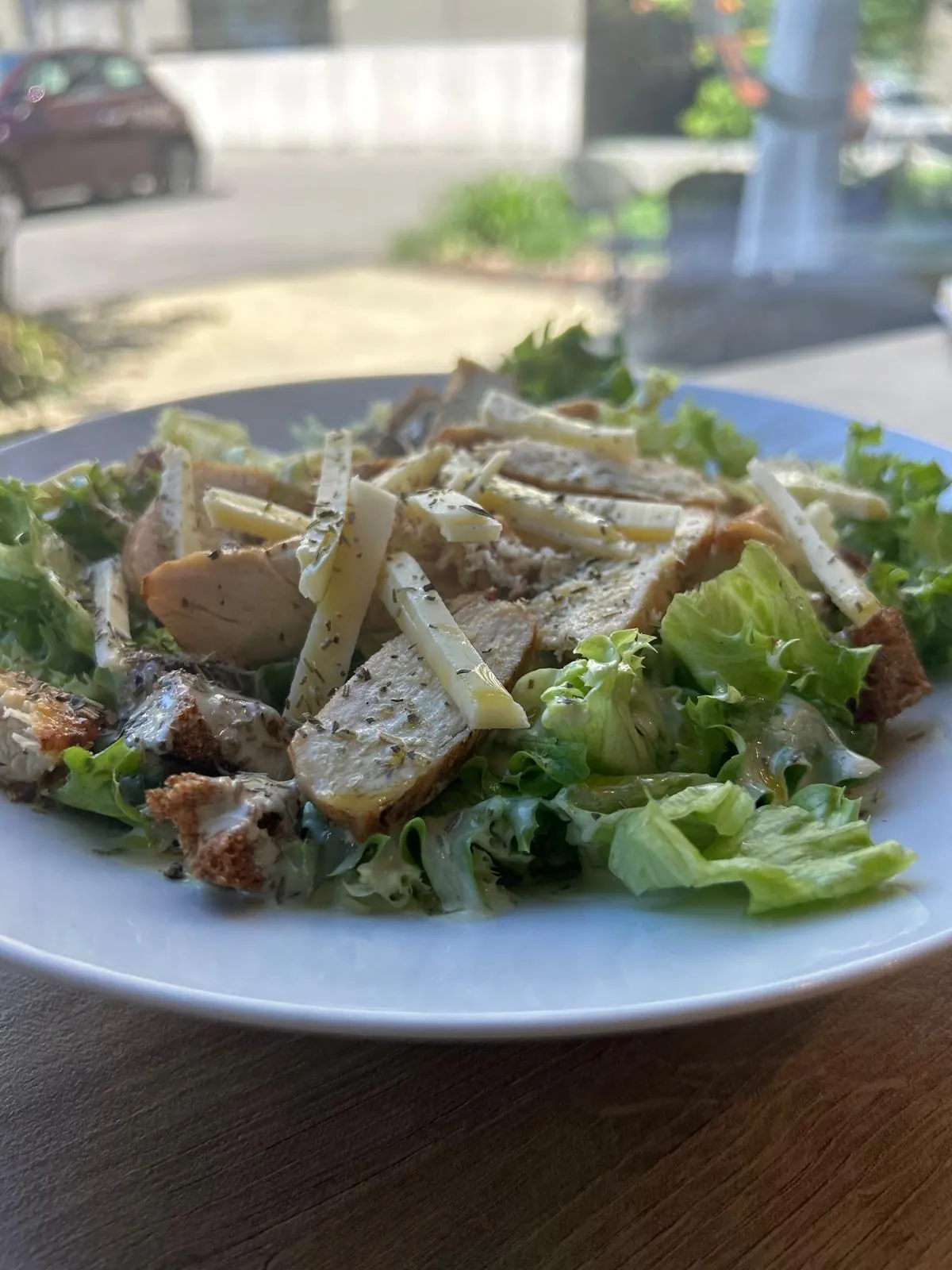 Bowl protéiné poulet, mozzarella, tomates, salade